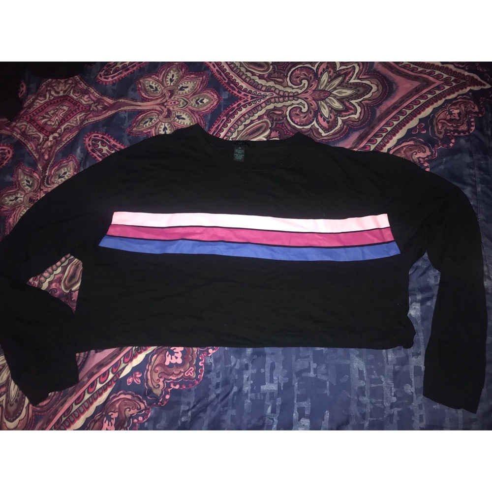 black cropped long sleeve